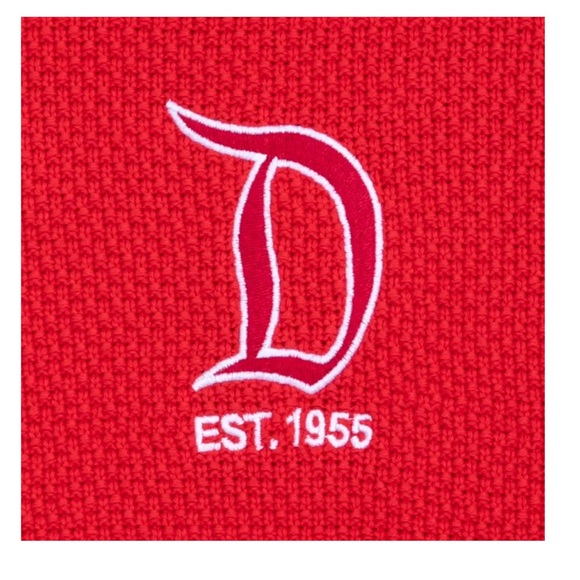 Disney Christmas Spirit Jersey NWT Disneyland - Picture 2 of 6